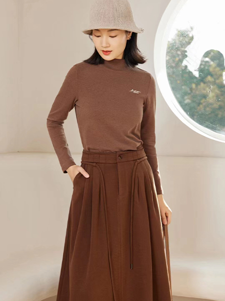 画引女装产品图片
