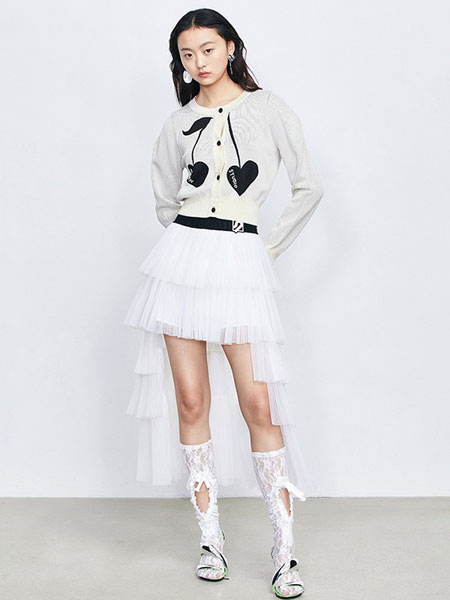 致瑞女装产品图片