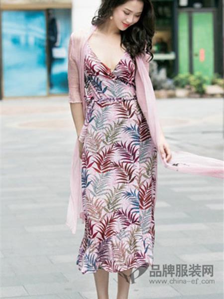 戛纳力斯女装产品图片