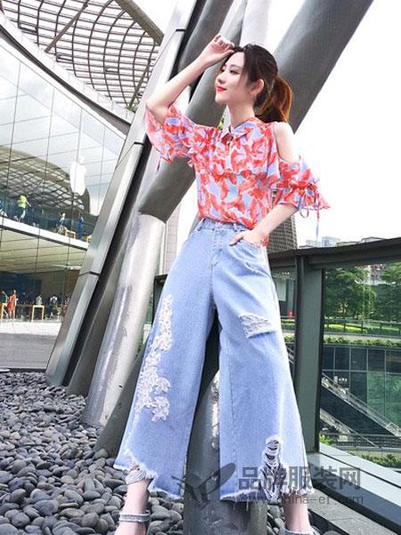 恋上花女装产品图片