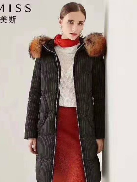 折扣货源女装产品图片