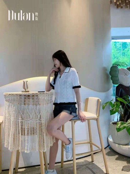 独览女装产品图片