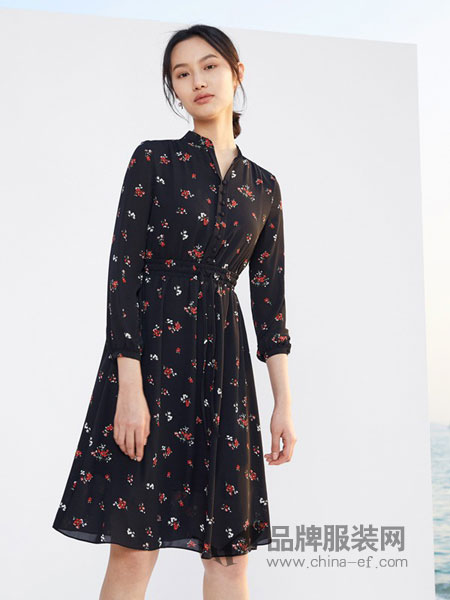 千姿惠Qanzhui女装产品图片