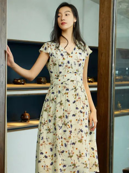 阿尤a-you女装产品图片 阿尤a-you女装产品图片