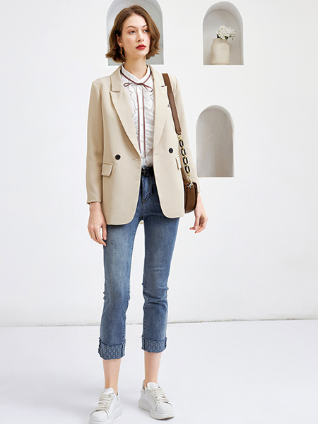 Feelfable感寓女装产品图片