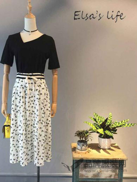 随行服饰女装产品图片