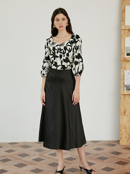 无华宜品女装产品图片