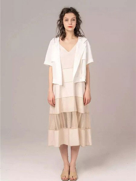 MARREUMM女装产品图片