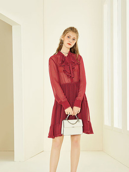 夏柏SUMMEA CYPAESS女装产品图片 夏柏SUMMEA CYPAESS女装产品图片