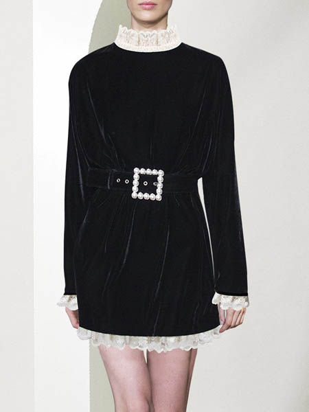 漫逸春色女装产品图片