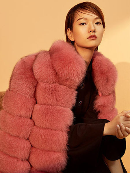 伊缔莎EDISA女装产品图片