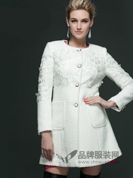 依索凡女装产品图片