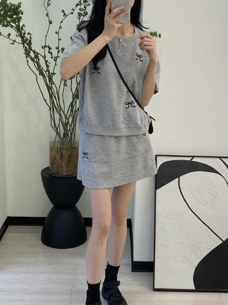 昕季雨女装产品图片