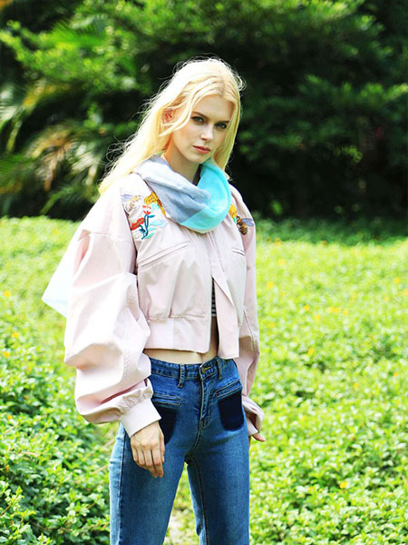 歌悦儿女装产品图片