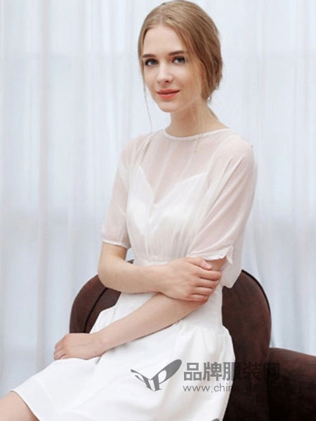 YML伊魅玲女装产品图片