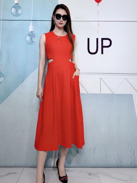 必要服饰女装产品图片