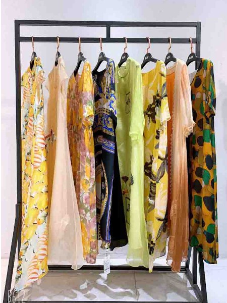 广州贝左服饰女装产品图片