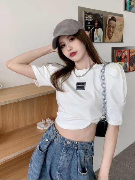 衣丝蔓女装产品图片