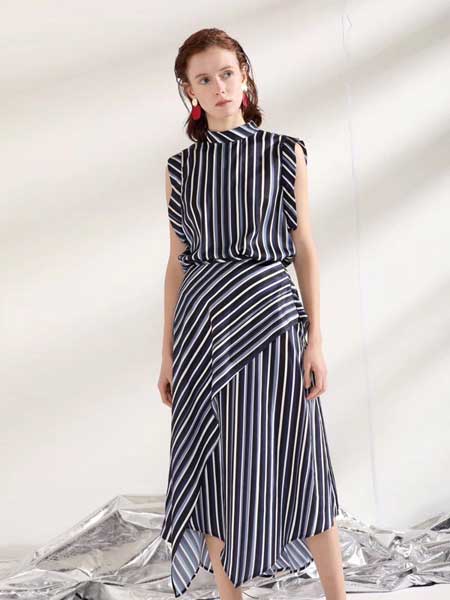 西所女装产品图片