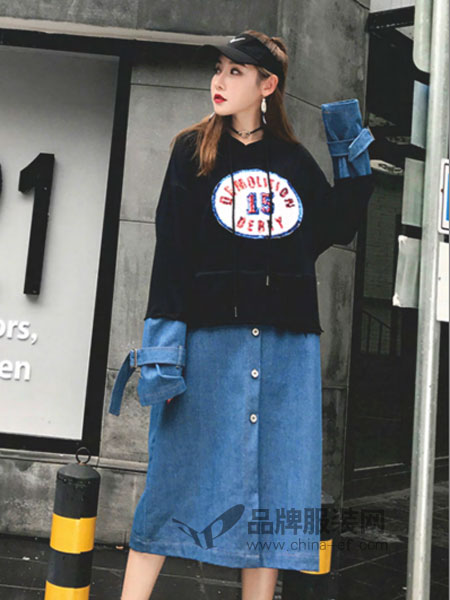 依依谷女装产品图片