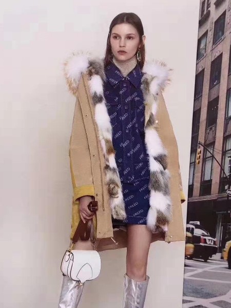 折扣货源女装产品图片