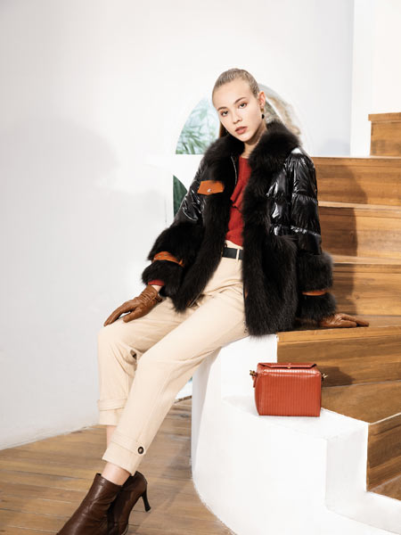 迷橱女装产品图片