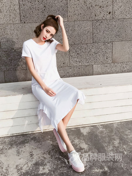 3℃ THREE DEG .C女装产品图片 3℃ THREE DEG .C女装产品图片