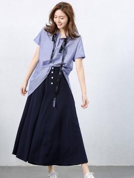 一家衣服饰有限公司女装产品图片