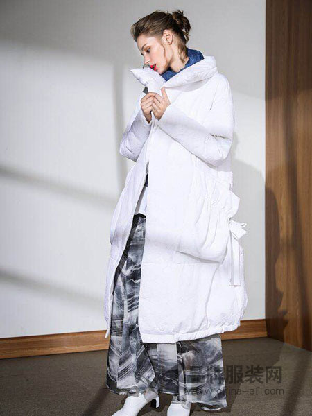 E问女装产品图片