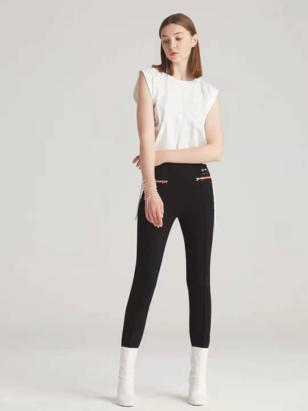 狩妖女装产品图片