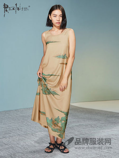 RECLUSE女装产品图片 RECLUSE女装产品图片