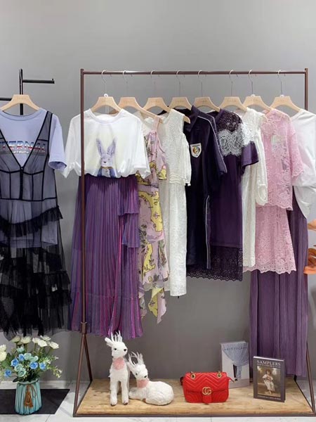 广州艾衣服饰女装产品图片