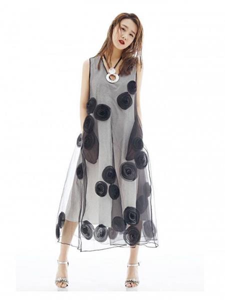 颜可可品牌折扣女装产品图片