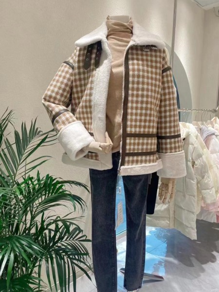 快我女装产品图片