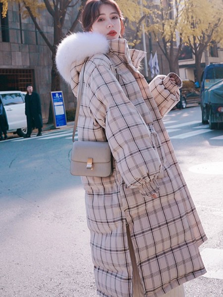 Sandro Tonali女装产品图片