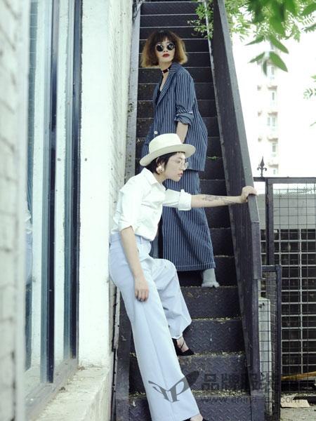 一尺半生EACHBENSON女装产品图片