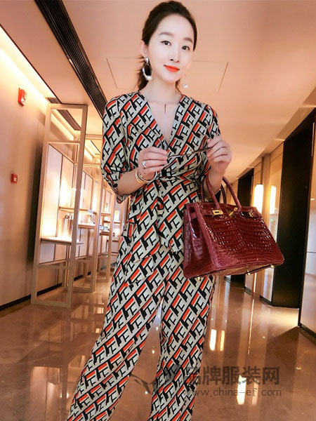 德●格乐丽雅女装产品图片