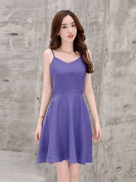 女人的衣柜女装产品图片