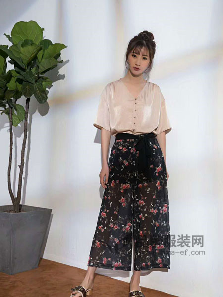 忆雨澜女装产品图片 忆雨澜女装产品图片