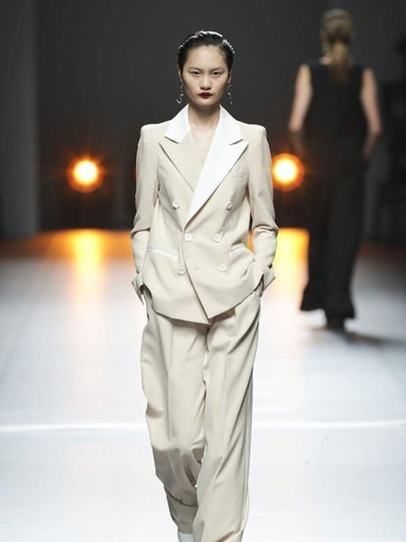 ANIRAC女装产品图片