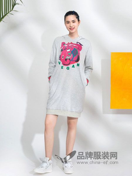 唤觉女装产品图片