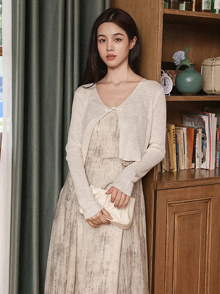 佐戈雅女装产品图片