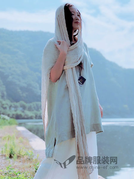 植觉女装产品图片