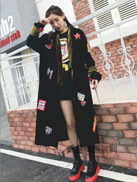 依依谷女装产品图片