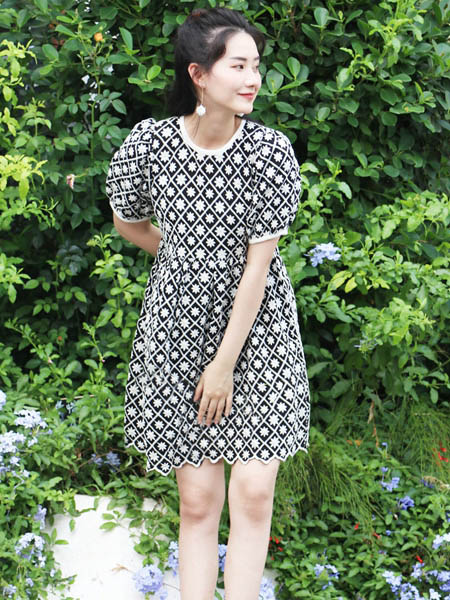 韩蔻KORIKOO女装产品图片