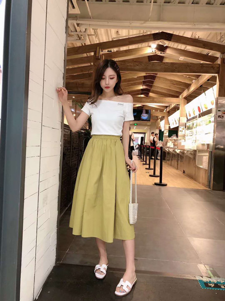 续素女装产品图片