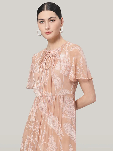 ladanum阿丹娜女装产品图片