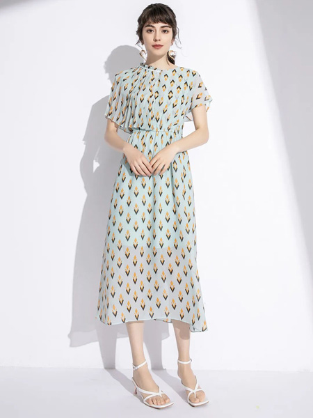 DY读衣拾年女装产品图片