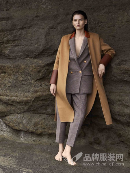 似我 COMME MOI女装产品图片