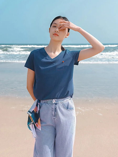 角度女装产品图片